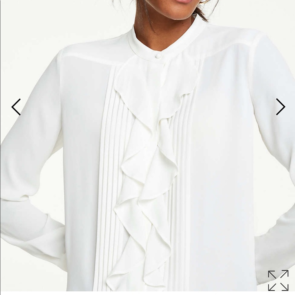 Ann Taylor Icon blouse L